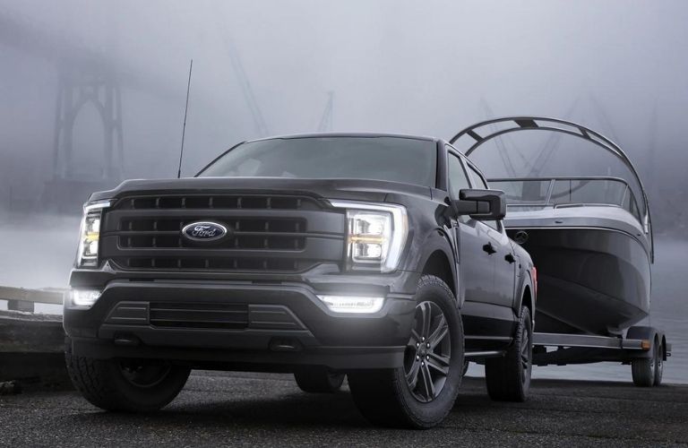 2021 Ford F-150 front and side view