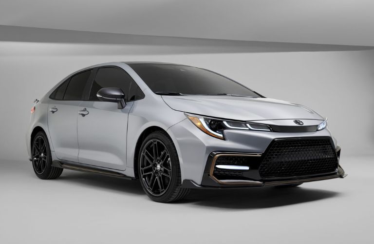 2021 Toyota Corolla side and front view